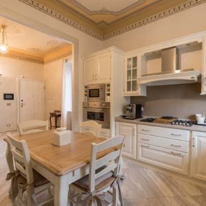 1-cucina_bianca_rustica
