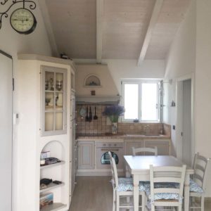 10-cucina_rustica_bianca